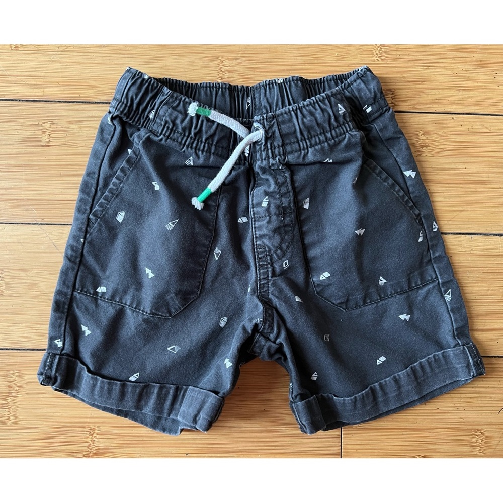Cat & Jack triangle shorts